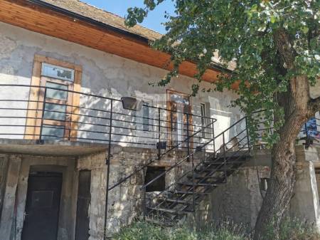 eladó ingatlan, Budaörs