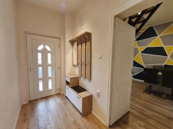 Eladó ingatlan, Budapest, III. kerület 5+1 szoba 162 m² 206.9 M Ft