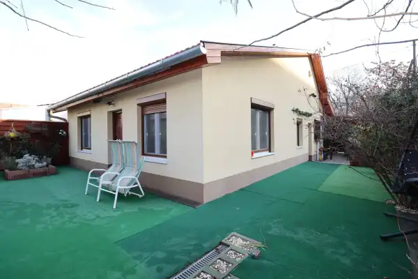 Eladó ingatlan, Budapest, X. kerület 4 szoba 100 m² 37.8 M Ft