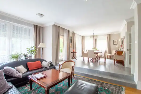 Eladó ingatlan, Budapest, XIX. kerület 7 szoba 387 m² 289 M Ft