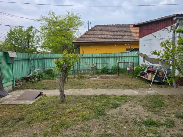 Eladó ingatlan, Budapest, XV. kerület 2+1 szoba 79 m² 65 M Ft