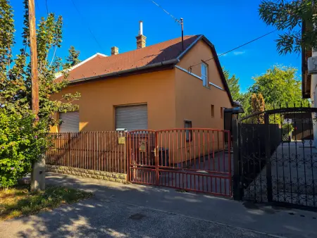 eladó ingatlan, Budapest, XV. kerület