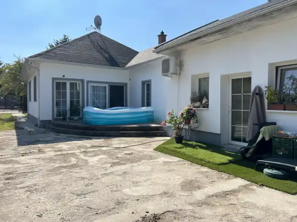 Eladó ingatlan, Budapest, XVI. kerület 4 szoba 144 m² 152.9 M Ft