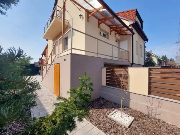Eladó ingatlan, Budapest, XVIII. kerület 7 szoba 260 m² 180 M Ft