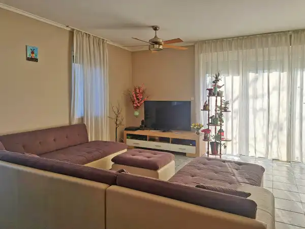 Eladó ingatlan, Budapest, XVIII. kerület 6 szoba 168 m² 131.9 M Ft