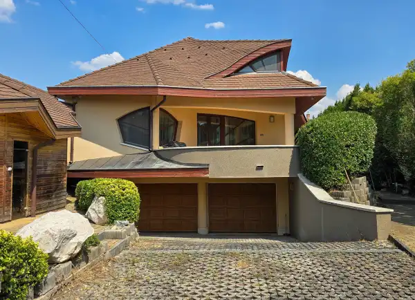 Eladó ingatlan, Budapest, XVIII. kerület 4 szoba 198 m² 159 M Ft