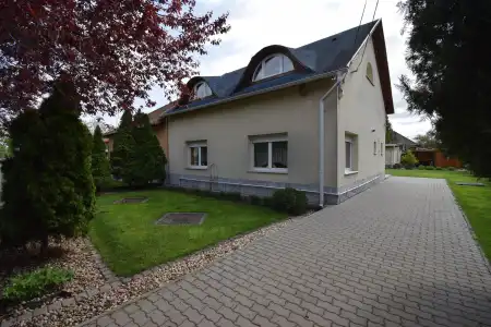 Eladó ingatlan, Budapest, XXI. kerület 4 szoba 160 m² 169 M Ft