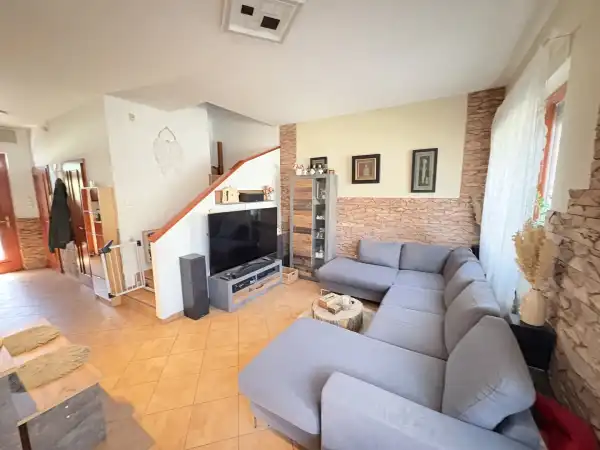 Eladó ingatlan, Budapest, XXI. kerület 1+4 szoba 74 m² 89.9 M Ft