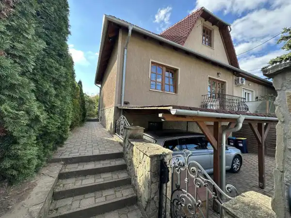 Eladó ingatlan, Budapest, XXI. kerület 4 szoba 155 m² 159.9 M Ft