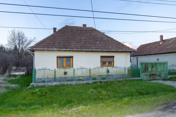 Eladó ingatlan, Buják 2 szoba 86 m² 16 M Ft