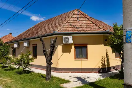 Eladó ingatlan, Cegléd 5 szoba 144 m² 77 M Ft