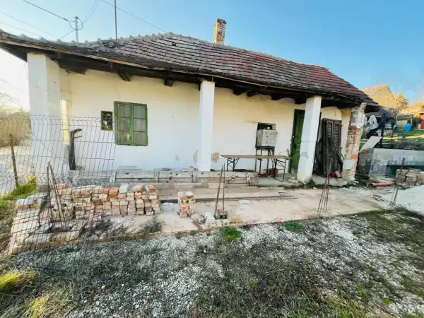 Eladó ingatlan, Csabdi 2 szoba 900 m² 21.99 M Ft