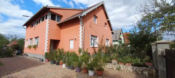 Eladó ingatlan, Csákvár 6 szoba 190 m² 87.5 M Ft