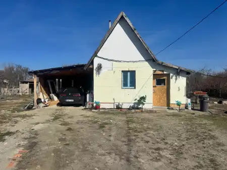 eladó ingatlan, Cserkeszőlő