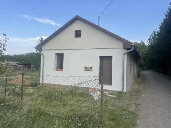 Eladó ingatlan, Csesztve 1 szoba 74 m² 21.5 M Ft