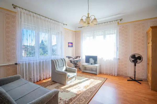 Eladó ingatlan, Csömör 4 szoba 175 m² 115 M Ft