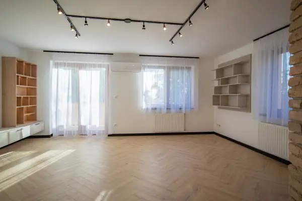 Eladó ingatlan, Csömör 5 szoba 250 m² 210 M Ft