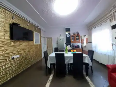 eladó ingatlan, Csörög