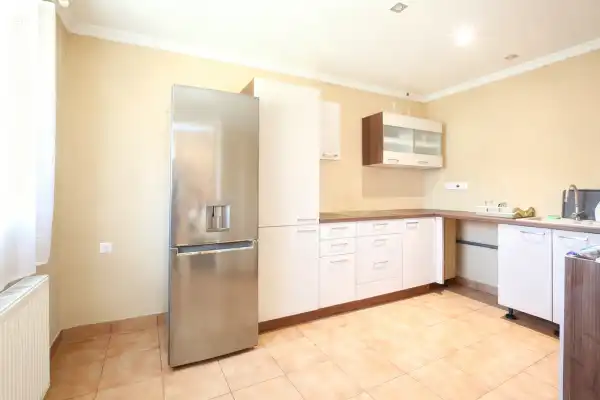 Eladó ingatlan, Csörög 4 szoba 110 m² 79.9 M Ft