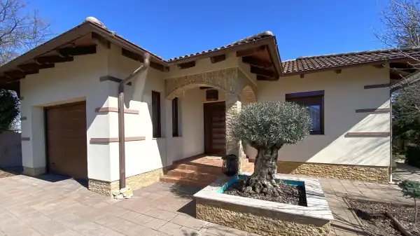 Eladó ingatlan, Dabas 4 szoba 250 m² 189 M Ft