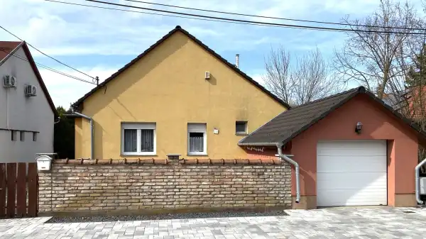 Eladó ingatlan, Dabas 4 szoba 170 m² 128.99 M Ft