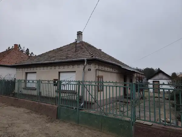 Eladó ingatlan, Dabas 2 szoba 69 m² 59.8 M Ft