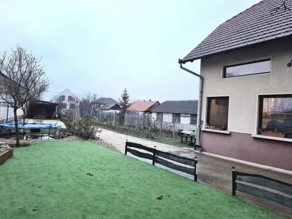 Eladó ingatlan, Dabas 3+1 szoba 183 m² 95.9 M Ft