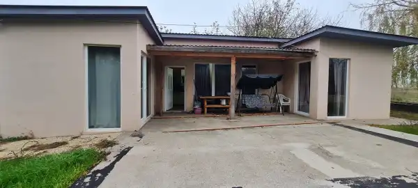 Eladó ingatlan, Daruszentmiklós 1+3 szoba 45 m² 15.5 M Ft