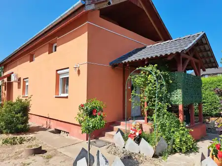 eladó ingatlan, Debrecen