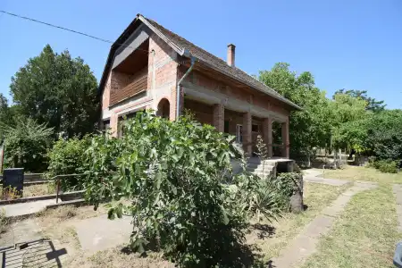 Eladó ingatlan, Délegyháza 2+1 szoba 107 m² 49.9 M Ft