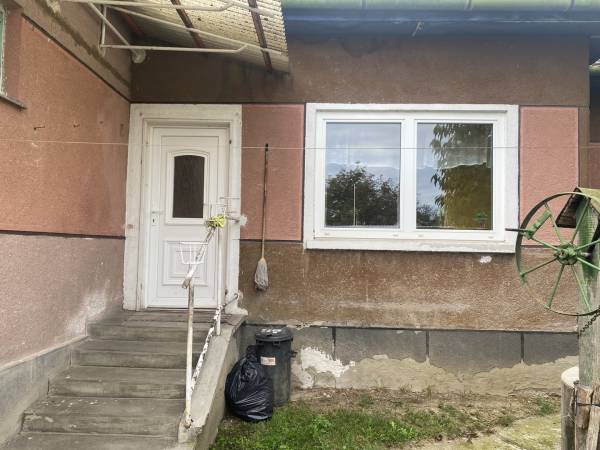 eladó ingatlan, Diósjenő