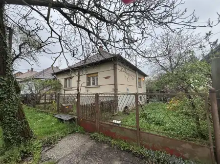 eladó ingatlan, Diósjenő