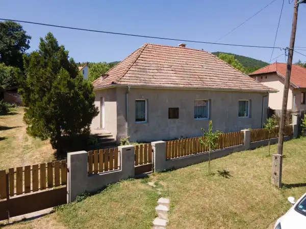 Eladó ingatlan, Diósjenő 4 szoba 88 m² 39.9 M Ft