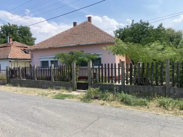 Eladó ingatlan, Doboz 2 szoba 102 m² 25 M Ft