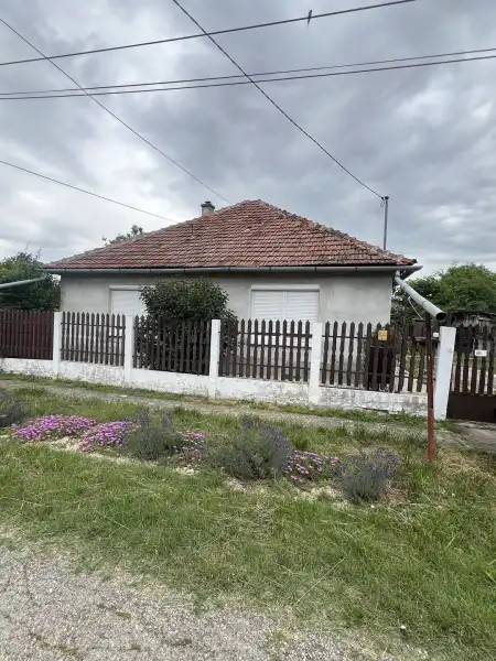 eladó ingatlan, Doboz