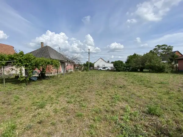 Eladó ingatlan, Dömsöd 2 szoba 82 m² 24 M Ft