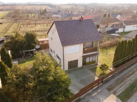 Eladó ingatlan, Drégelypalánk 5 szoba 170 m² 48.9 M Ft