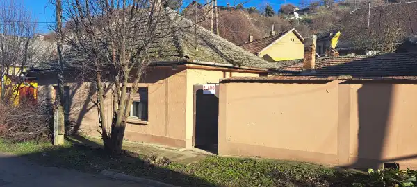 Eladó ingatlan, Dunaföldvár 2 szoba 75 m² 15 M Ft