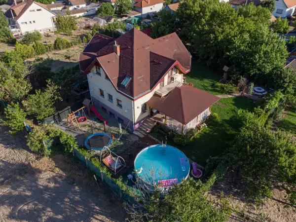 Eladó ingatlan, Dunaharaszti 10 szoba 434 m² 195 M Ft