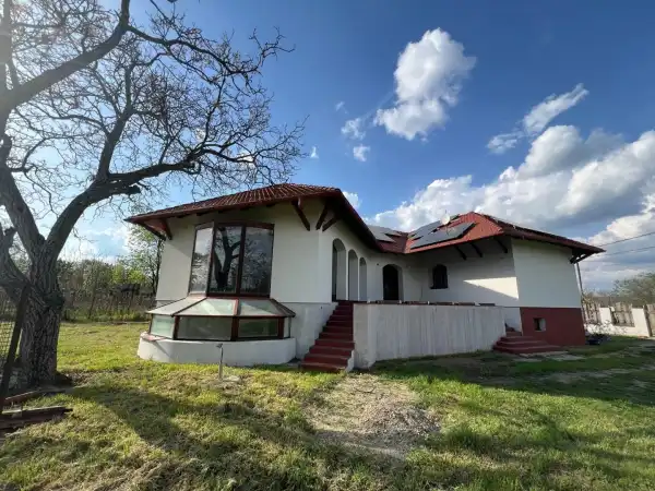 Eladó ingatlan, Dunaharaszti 5 szoba 240 m² 132.8 M Ft