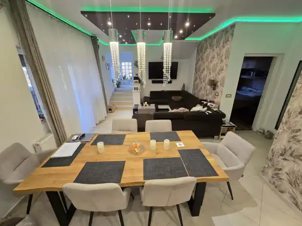 Eladó ingatlan, Dunakeszi 6+1 szoba 160 m² 229 M Ft