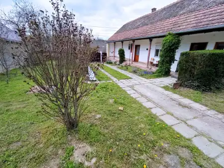 eladó ingatlan, Dunaszekcső