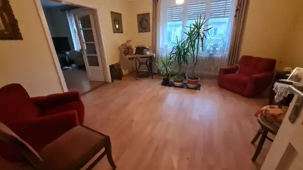 Eladó ingatlan, Dunaújváros 2+1 szoba 95 m² 39.95 M Ft