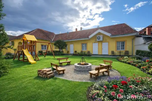 Eladó ingatlan, Eger 6 szoba 173 m² 140 M Ft