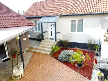 eladó ingatlan, Eger