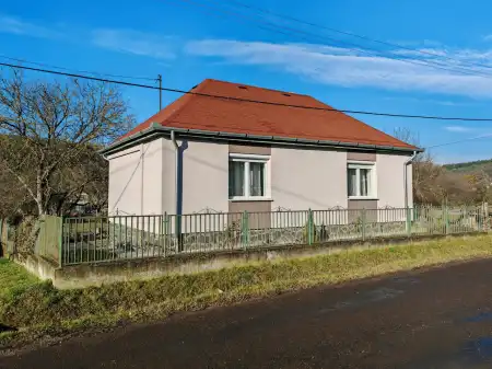 eladó ingatlan, Egerbocs