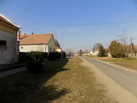 eladó ingatlan, Egyházaskesző