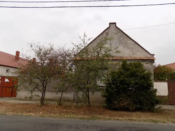 Eladó ingatlan, Egyházaskesző 2 szoba 71 m² 8.3 M Ft