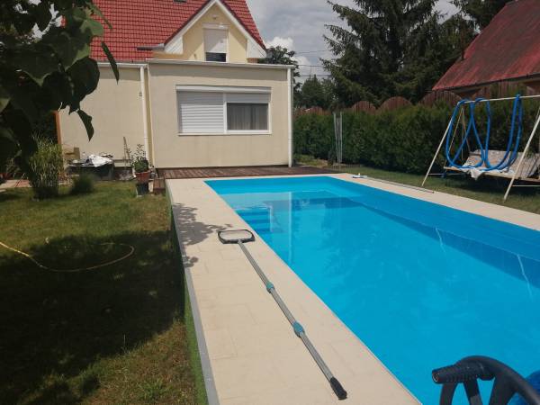 eladó ingatlan, Erdőkertes