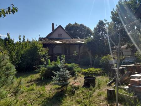 eladó ingatlan, Erdőkertes